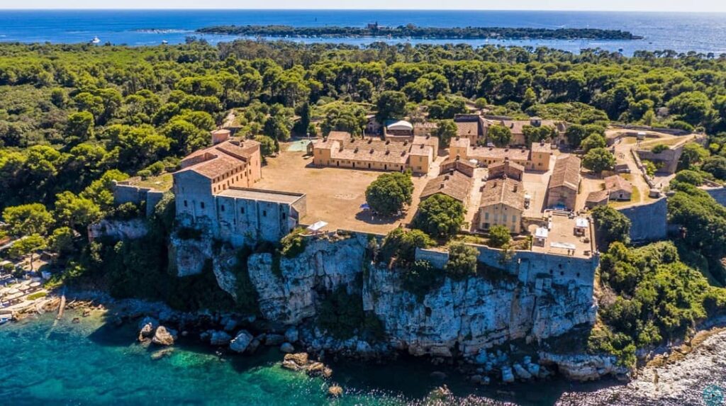 イフ島（Îles de Lérins）